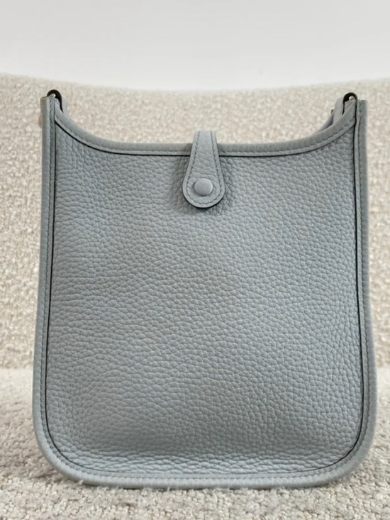 Authentic Pre-Owned Hermès Mini Evelyne TPM 16 m Bleu Pale / Gris - Picture 2 of 15